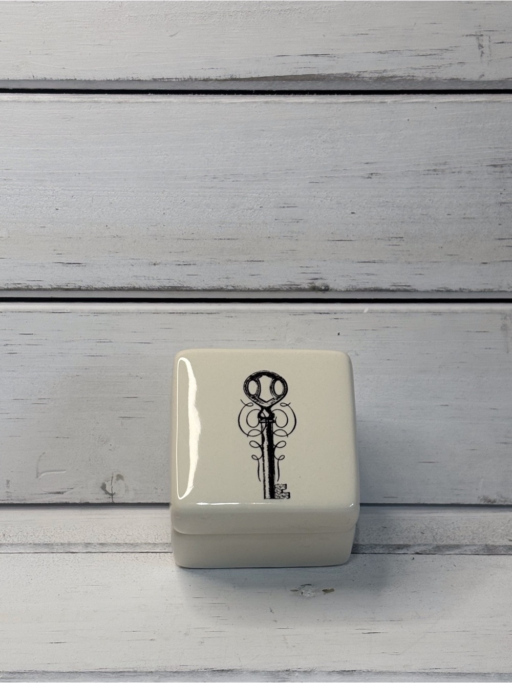 Ceramic Trinket Box with Decorative Key Motif - Cream